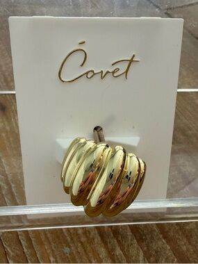 Covet Gold Chunky Ribbed Ring